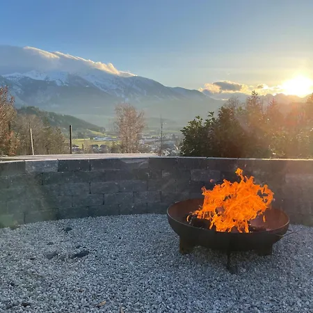 ラグジュアリーテント Glamping Mit Wundervollen Ausblick ヴィンディッシュガルシュテン