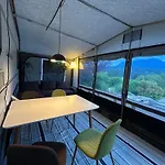 Glamping Mit Wundervollen Ausblick