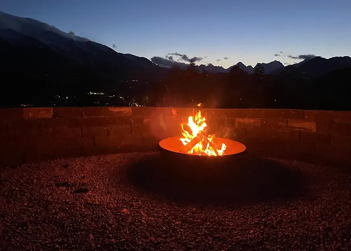Glamping Mit Wundervollen Ausblick ラグジュアリーテント ヴィンディッシュガルシュテン